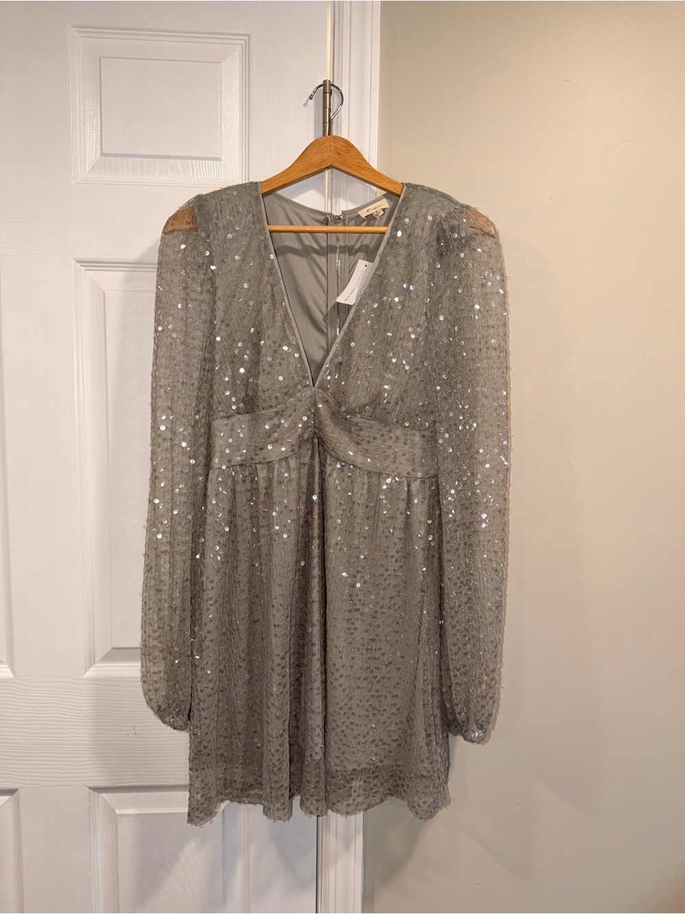 New York & Company Silver Sequin V-Neck Long Sleeve Dress